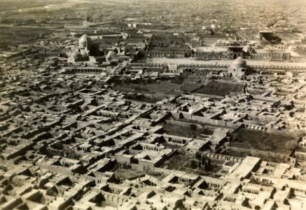 ETH-BIB-Isfahan mit Meidan-e Schah Platz-Persienflug 1924-1925-LBS MH02-02-0150-AL-FL photo