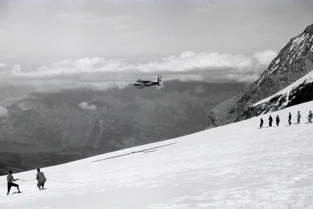 ETH-BIB-Jungfraujoch, Segelfluglager, General Milch-Inlandflüge-LBS MH05-62-16