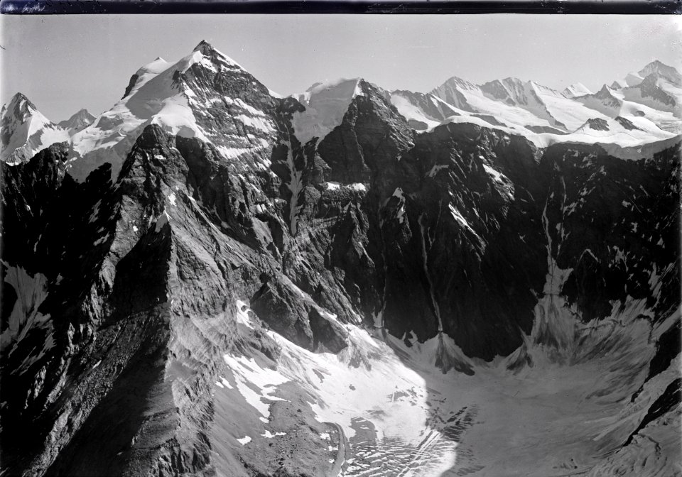 ETH-BIB-Jungfrau, Rottal v. W.-Inlandflüge-LBS MH01-005149