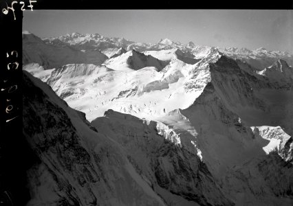 ETH-BIB-Jungfrau, Breithorn-Inlandflüge-LBS MH01-007576