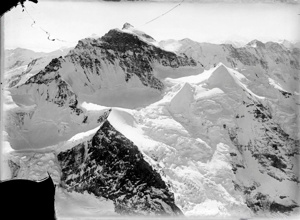 ETH-BIB-Jungfrau, Kühlauengletscher v. N. aus 4000 m-Inlandflüge-LBS MH01-000400