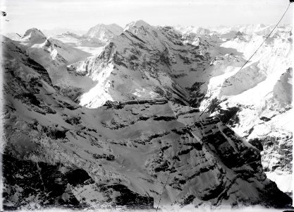 ETH-BIB-Jungfrau, Nordwestgrad, Gspaltenhorn v. N. W. aus 4000 m-Inlandflüge-LBS MH01-000290