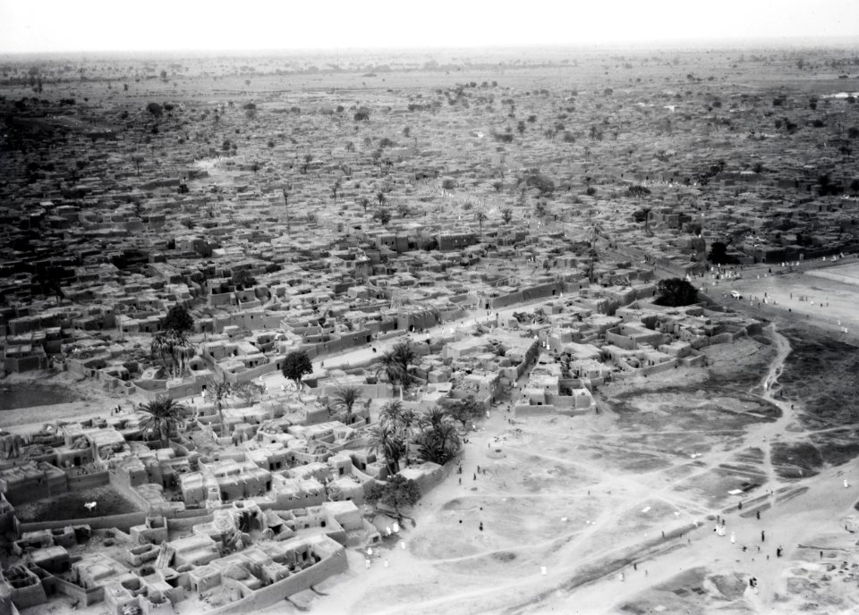 ETH-BIB-Kano-Tschadseeflug 1930-31-LBS MH02-08-0084