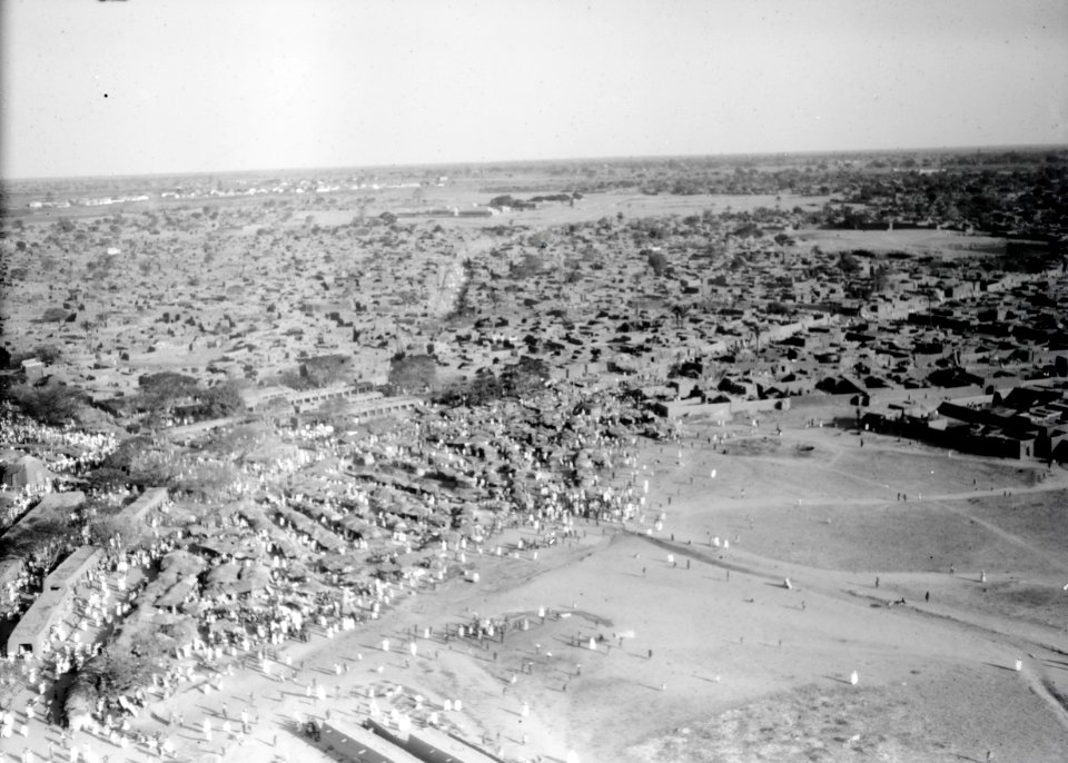 ETH-BIB-Kano-Tschadseeflug 1930-31-LBS MH02-08-0068