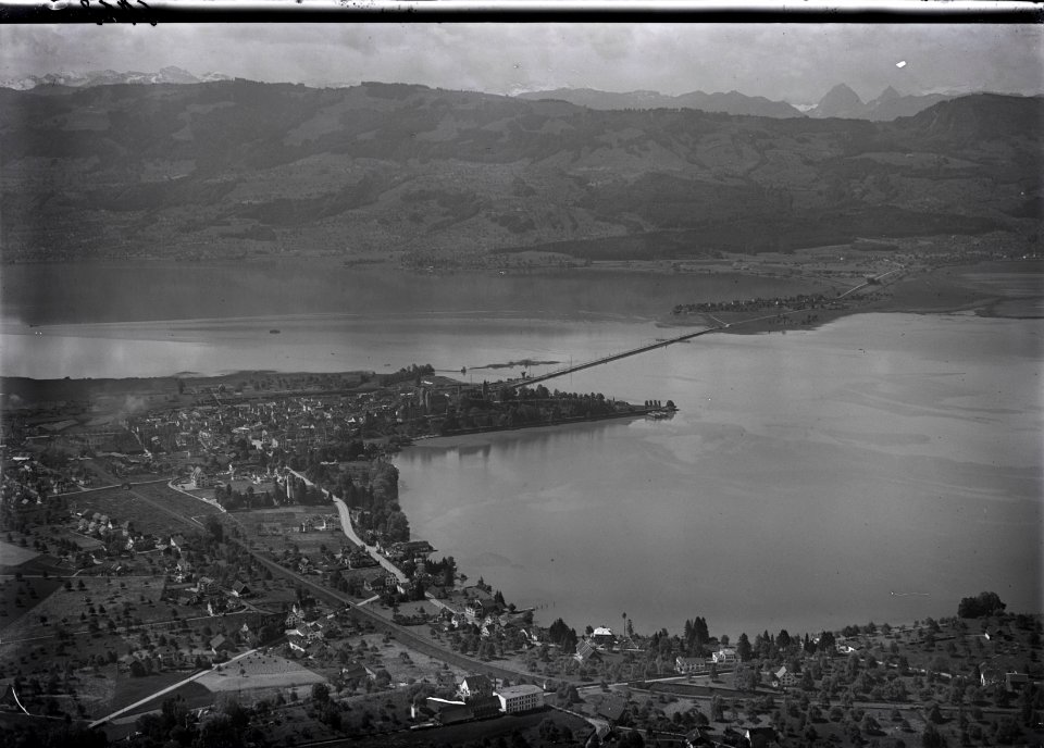 ETH-BIB-Kempraten, Rapperswil-Jona, Hurden, Etzel v. N. aus 200 m-Inlandflüge-LBS MH01-006118