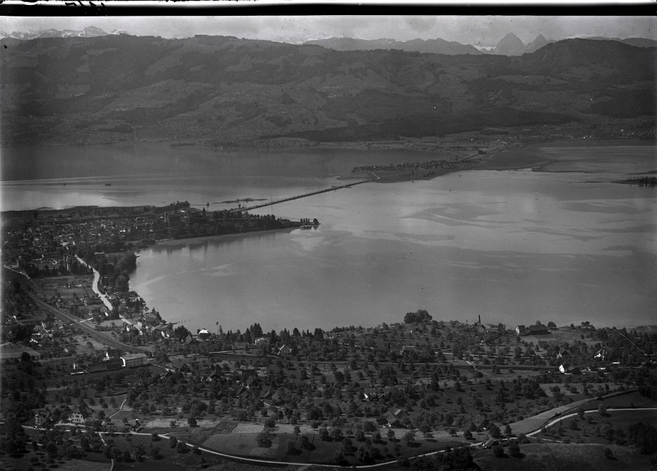 ETH-BIB-Kempraten, Rapperswil-Jona, Etzel, Mythen v. N. aus 200 m-Inlandflüge-LBS MH01-006117