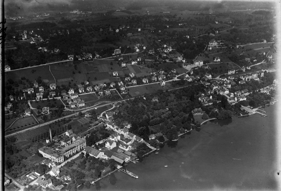 ETH-BIB-Kilchberg-Schooren aus 600 m-Inlandflüge-LBS MH01-001825