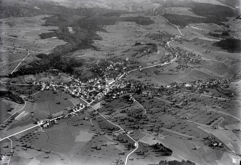 ETH-BIB-Kirchberg (SG), Wolfikon aus 1000 m-Inlandflüge-LBS MH01-003718