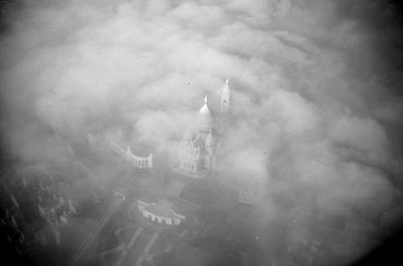 ETH-BIB-Kirche Sacre Coeur im Nebel-Weitere-LBS MH02-49-0017