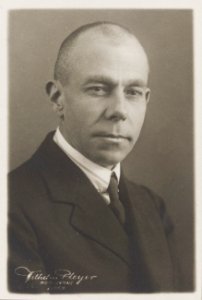 ETH-BIB-Kienast, Alfred (1879-1969)-Portr 00660