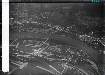 ETH-BIB-Klingnau, Döttingen, Kleindöttingen v. S. W. aus 800 m-Inlandflüge-LBS MH01-005565