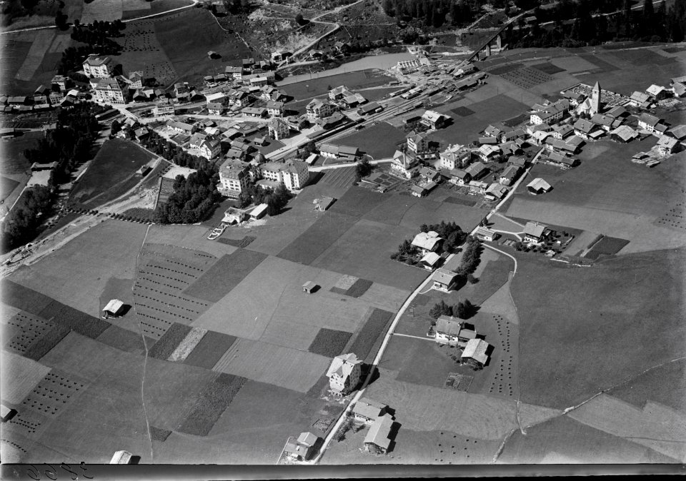 ETH-BIB-Klosters-Platz v. O.-Inlandflüge-LBS MH01-003866