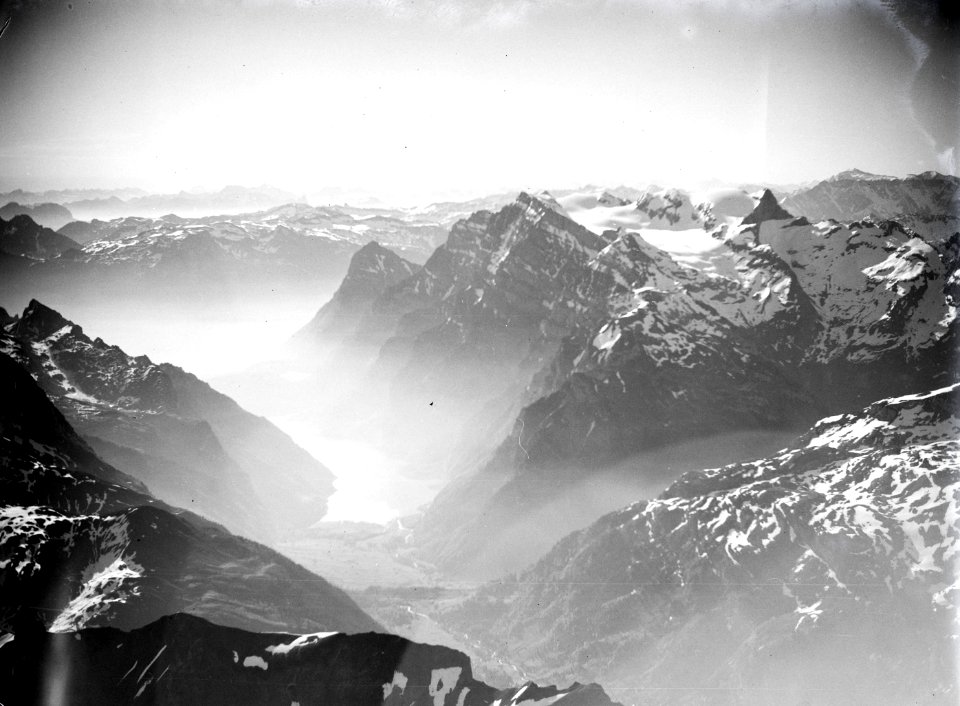 ETH-BIB-Klöntalersee, Glärnisch, Mürtschenstock aus 3200 m-Inlandflüge-LBS MH01-006442