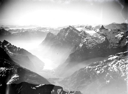 ETH-BIB-Klöntalersee, Glärnisch, Mürtschenstock aus 3200 m-Inlandflüge-LBS MH01-006442