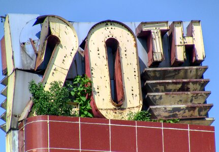 Twentieth century theater