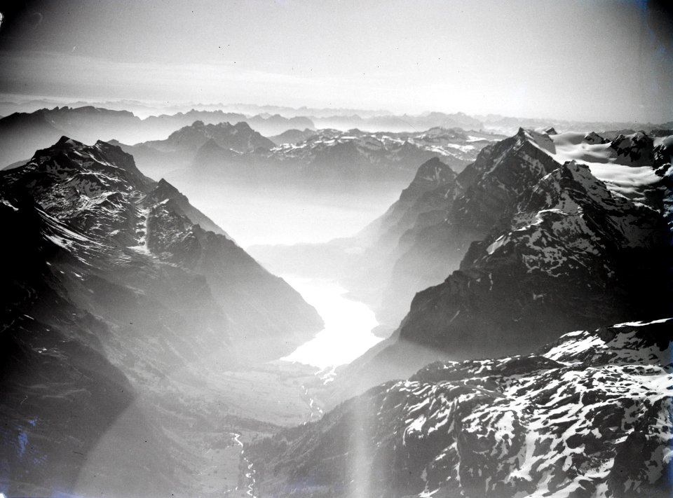 ETH-BIB-Klöntalersee, Glärnisch, Mürtschenstock aus 3200 m-Inlandflüge-LBS MH01-006441