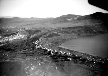 ETH-BIB-Kratersee Lago Albano bei Rom-Kilimanjaroflug 1929-30-LBS MH02-07-0395