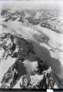 ETH-BIB-Krönte, Spannort, Schlossberglücke, Engelbergertal v. O. aus 3500 m-Inlandflüge-LBS MH01-001337