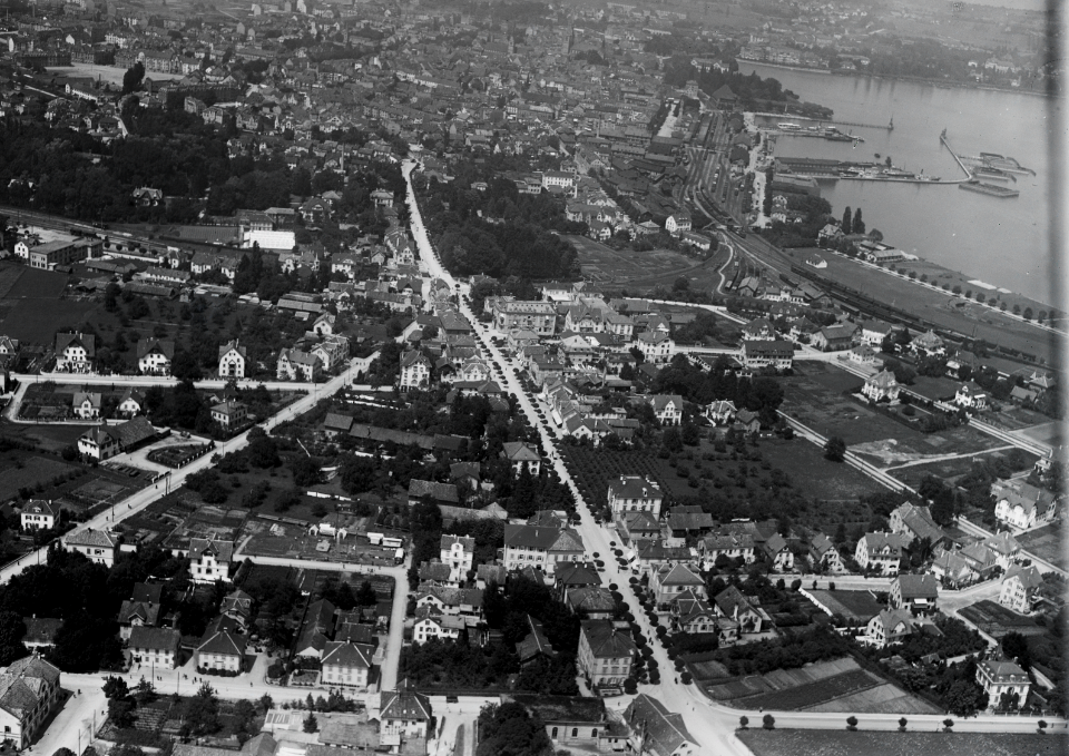 ETH-BIB-Kreuzlingen m. Konstanz, Hafen aus 200 m-Inlandflüge-LBS MH01-001877