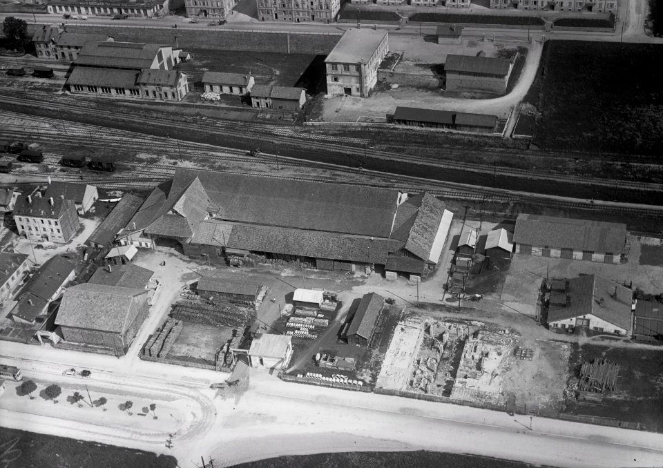 ETH-BIB-La Chaux de Fonds, Fabrik-Inlandflüge-LBS MH03-0555