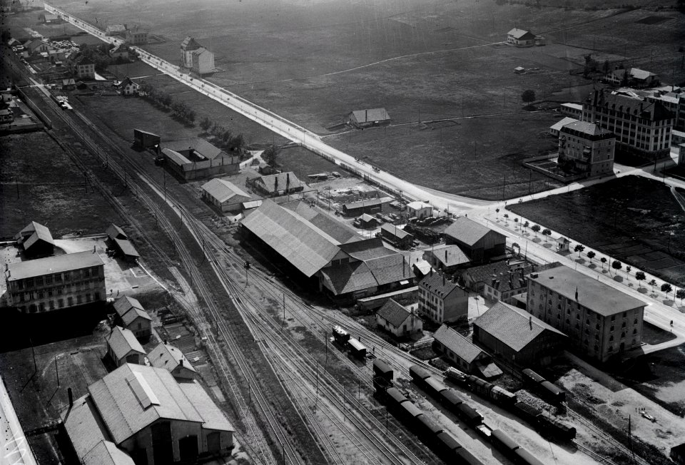 ETH-BIB-La Chaux de Fonds, Fabrik-Inlandflüge-LBS MH03-0554