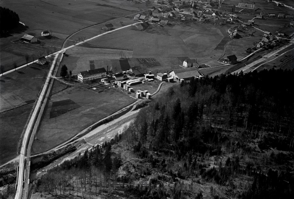 ETH-BIB-La Tour de Treme, Fabrik-Inlandflüge-LBS MH03-0551