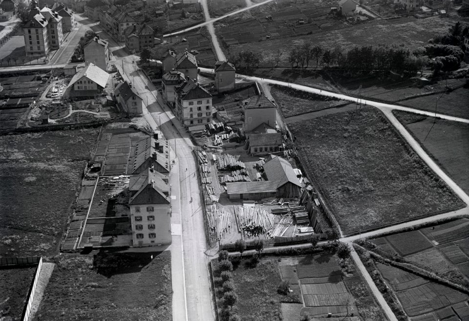 ETH-BIB-La-Chaux-de-Fonds, Scierie de la Charrière-Inlandflüge-LBS MH03-1054