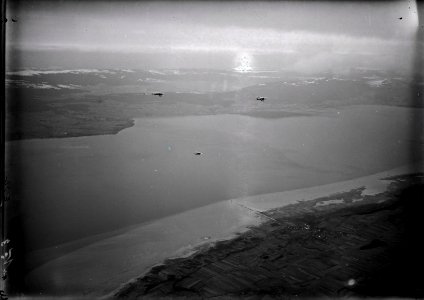 ETH-BIB-Lac de Neuchâtel, Vol d'escadrill v. S. aus 2000 m-Inlandflüge-LBS MH01-000103