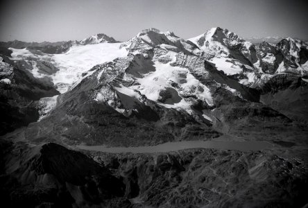 ETH-BIB-Lago Bianco, Piz Cambrena, Piz Palü, Piz Bernina-Inlandflüge-LBS MH05-58-30
