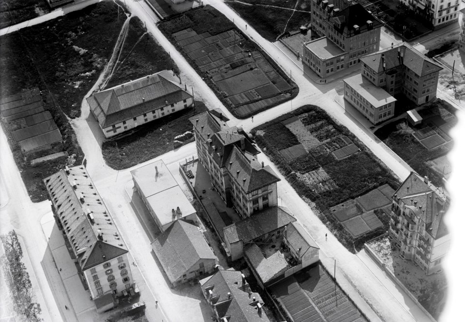 ETH-BIB-La Chaux de Fonds, Fabrik-Inlandflüge-LBS MH03-0557