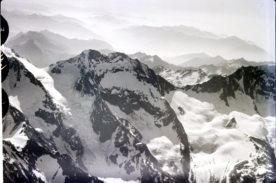 ETH-BIB-Lagginhorn, Weissmies, Val di Vedro v. W. aus 4200 m-Inlandflüge-LBS MH01-006197