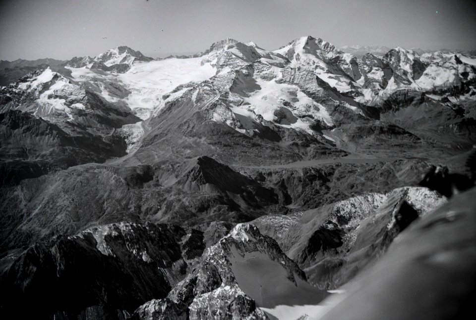 ETH-BIB-Lago Bianco, Piz Cambrena, Piz Palü, Piz Bernina-Inlandflüge-LBS MH05-58-33