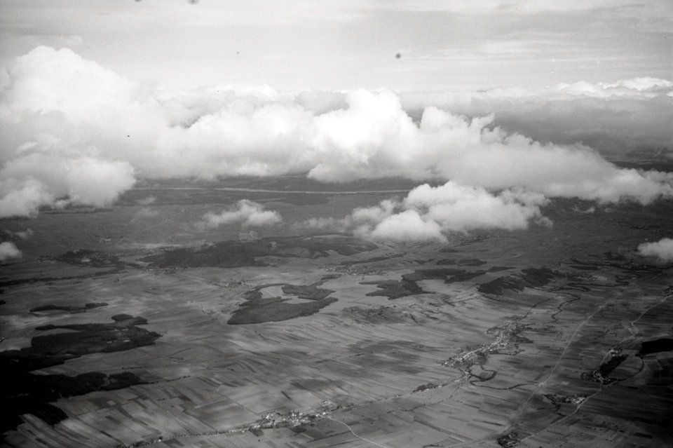 ETH-BIB-Landschaft zwischen Zürich und Zlin-Weitere-LBS MH02-30-0024