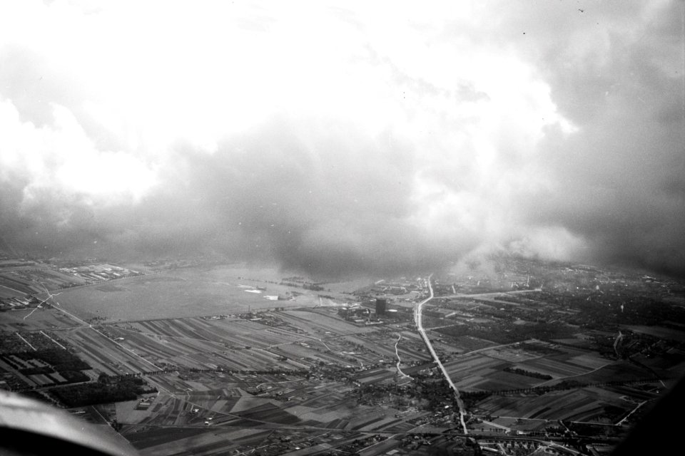ETH-BIB-Landschaft zwischen Zürich und Zlin-Weitere-LBS MH02-30-0018