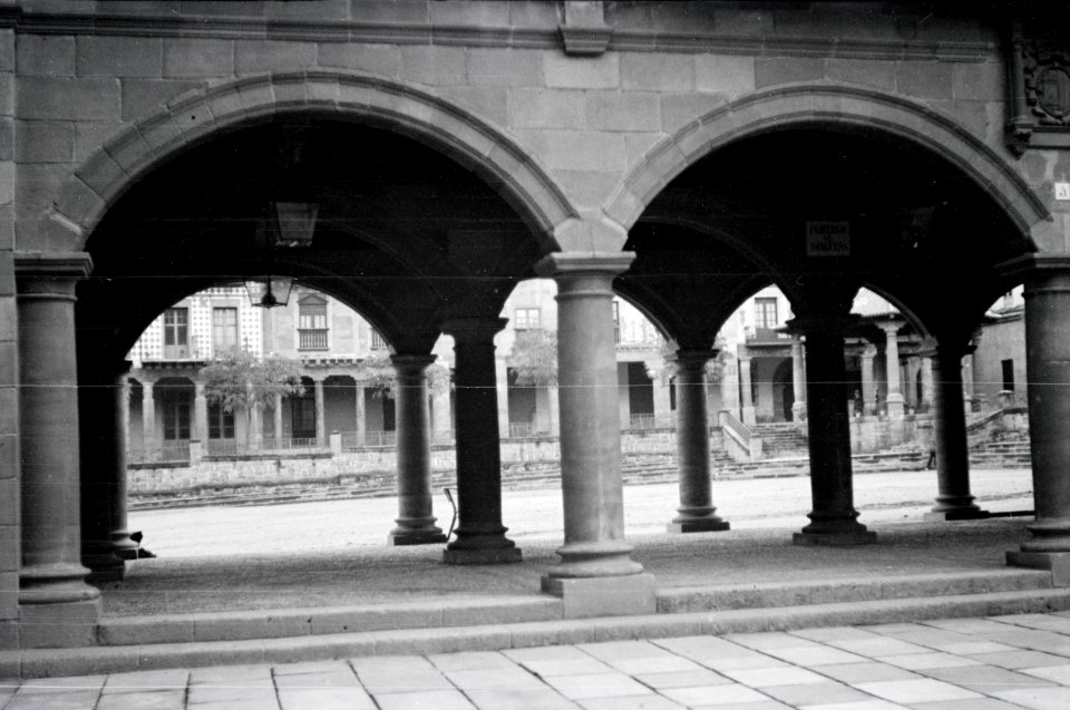 ETH-BIB-Las Arcadas, Poble Espanyol, Barcelona-Nordafrikaflug 1932-LBS MH02-13-0612
