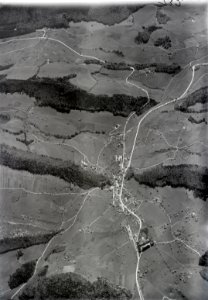 ETH-BIB-Langenbruck, Schwängi v. N. aus 2500 m-Inlandflüge-LBS MH01-003157