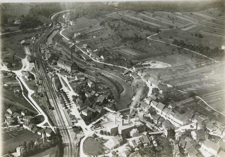 ETH-BIB-Laufen im Birstal-Inlandflüge-LBS MH03-1769