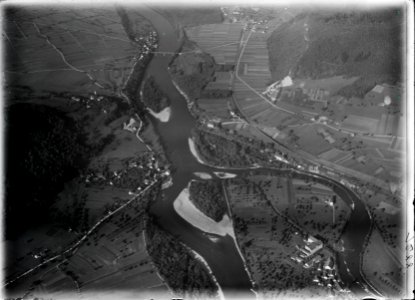 ETH-BIB-Lauffrohr, Stilli, Siggenthal-Station, Limmat - Aare Zusammenfluss v. S. aus 900 m-Inlandflüge-LBS MH01-001288