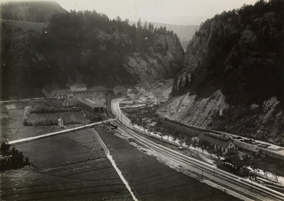 ETH-BIB-Le Col-des-Roches, Le Locle, abattoir frontière-Inlandflüge-LBS MH03-1262