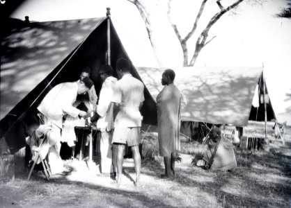 ETH-BIB-Lazarett des Camp Serengeti-Kilimanjaroflug 1929-30-LBS MH02-07-0323