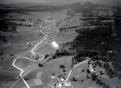 ETH-BIB-Le Locle v. N. O. aus 1400 m-Inlandflüge-LBS MH01-006055