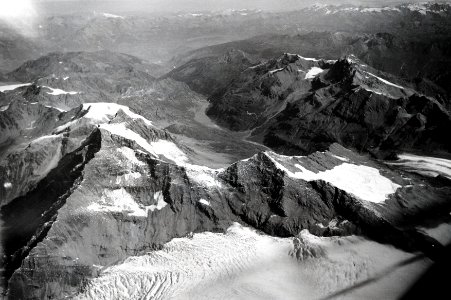 ETH-BIB-Le Pleureur, La Luette, Lac des Dix-Inlandflüge-LBS MH05-17-59
