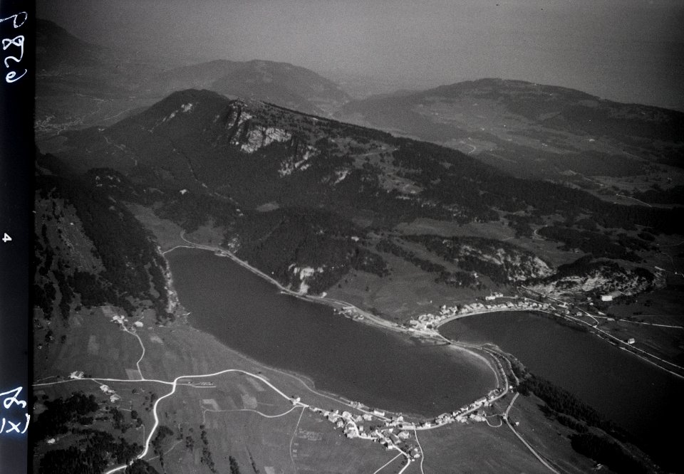 ETH-BIB-Les Charbonnières, Le Pont, Lac Brenet v. W. aus 1400 m-Inlandflüge-LBS MH01-006589