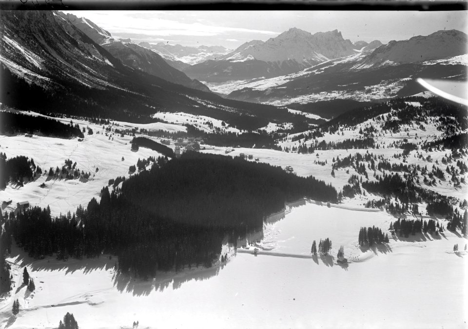 ETH-BIB-Lenzerheide, Oberhalbstein, Piz Arblatsch, Piz Forbisch v. N.-Inlandflüge-LBS MH01-005347