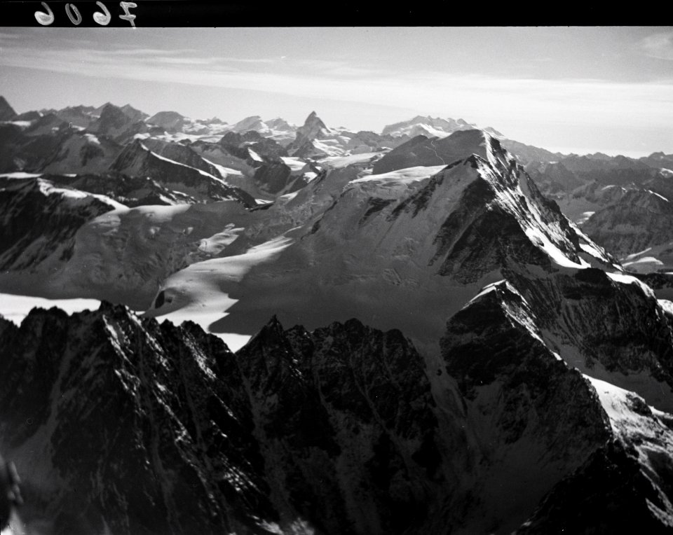 ETH-BIB-Les Maisons Blanches, Grand Combin, Matterhorn v. W.-Inlandflüge-LBS MH01-007606