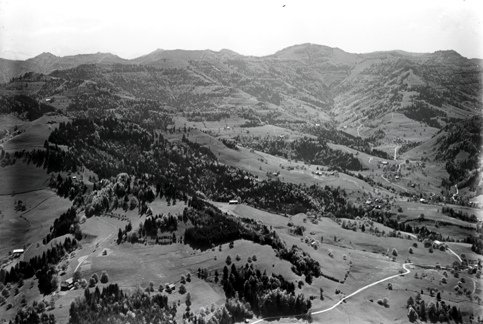 ETH-BIB-Libingen, Schnebelhorn v. N. O. aus 1200 m-Inlandflüge-LBS MH01-005380