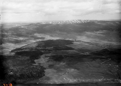 ETH-BIB-Lignières, Nods, Chasseral v. S. aus 1800 m-Inlandflüge-LBS MH01-004091
