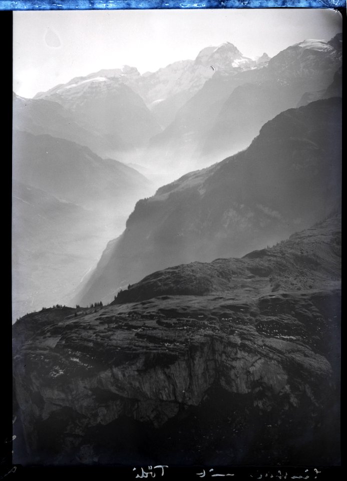 ETH-BIB-Linthal mit Tödi, Kilchenstock-Inlandflüge-LBS MH01-006301