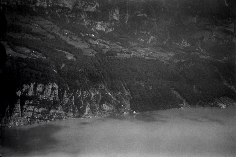 ETH-BIB-Lochezen, Walenstadtberg, Seemühle v. S. aus 800 m-Inlandflüge-LBS MH01-005426