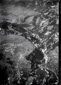 ETH-BIB-Lohn, Viamala, Domleschg, Inner v. S. aus 2400 m-Inlandflüge-LBS MH01-005050